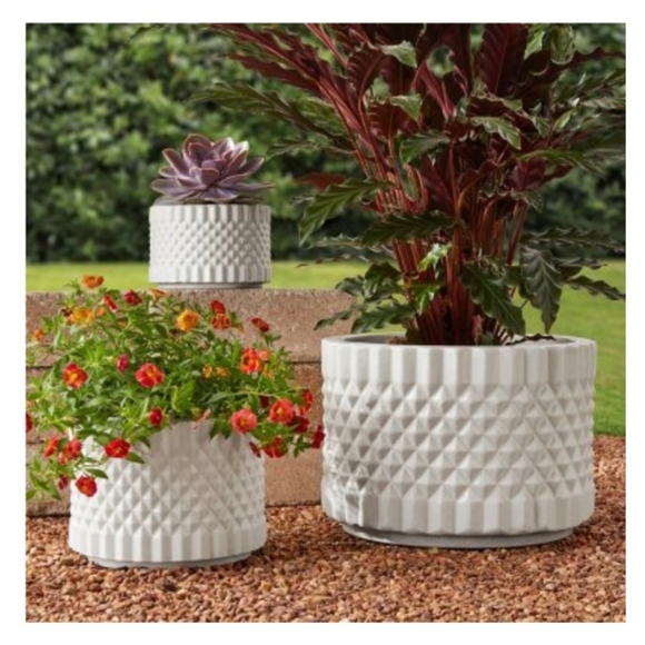 Ceramic planters - Picture 1 of 1
